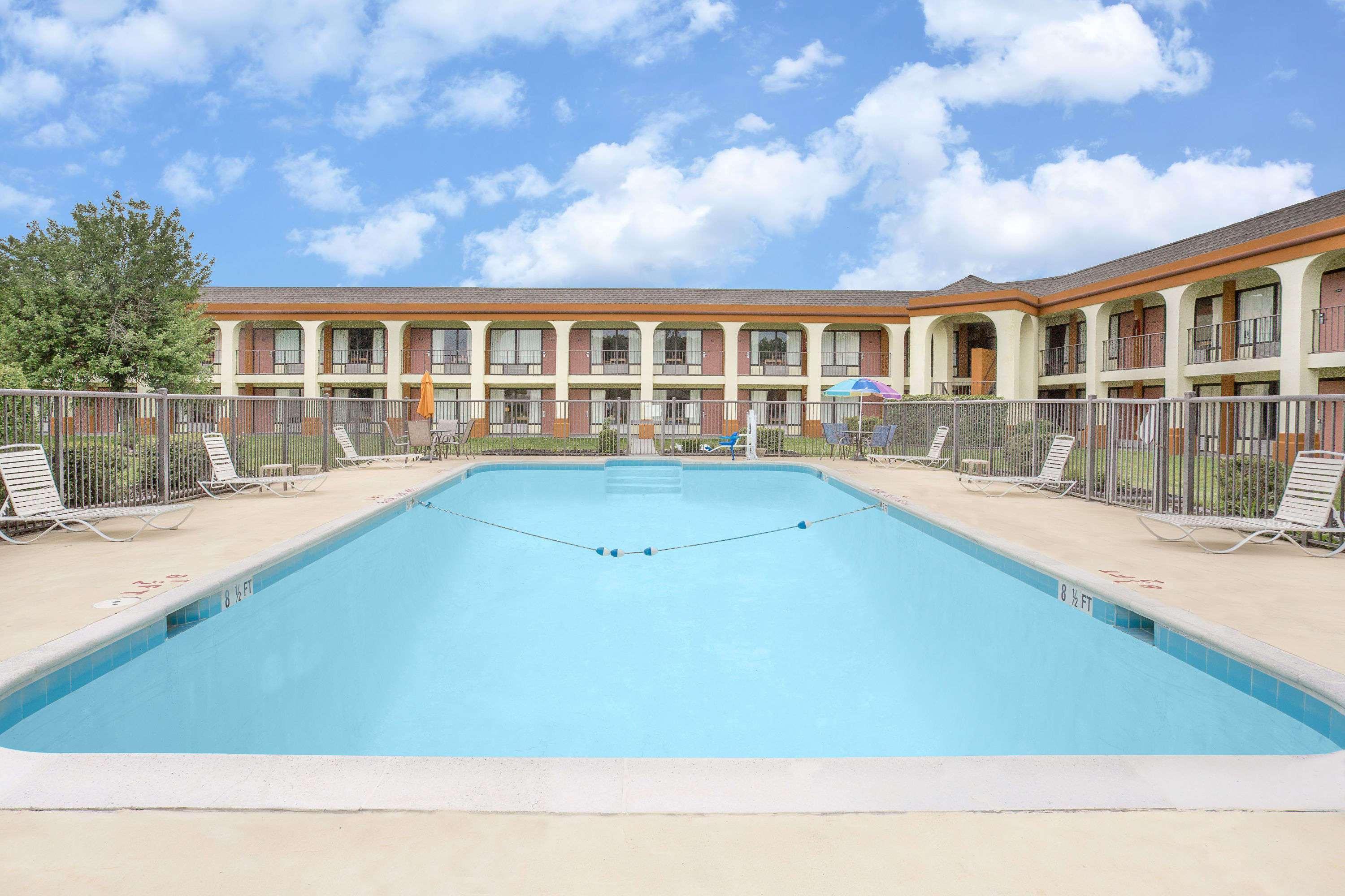 Days Inn By Wyndham Ruther Glen Kings Dominion Area Luaran gambar