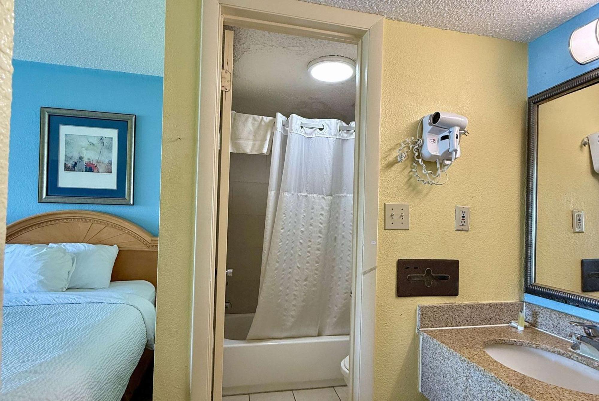 Days Inn By Wyndham Ruther Glen Kings Dominion Area Luaran gambar