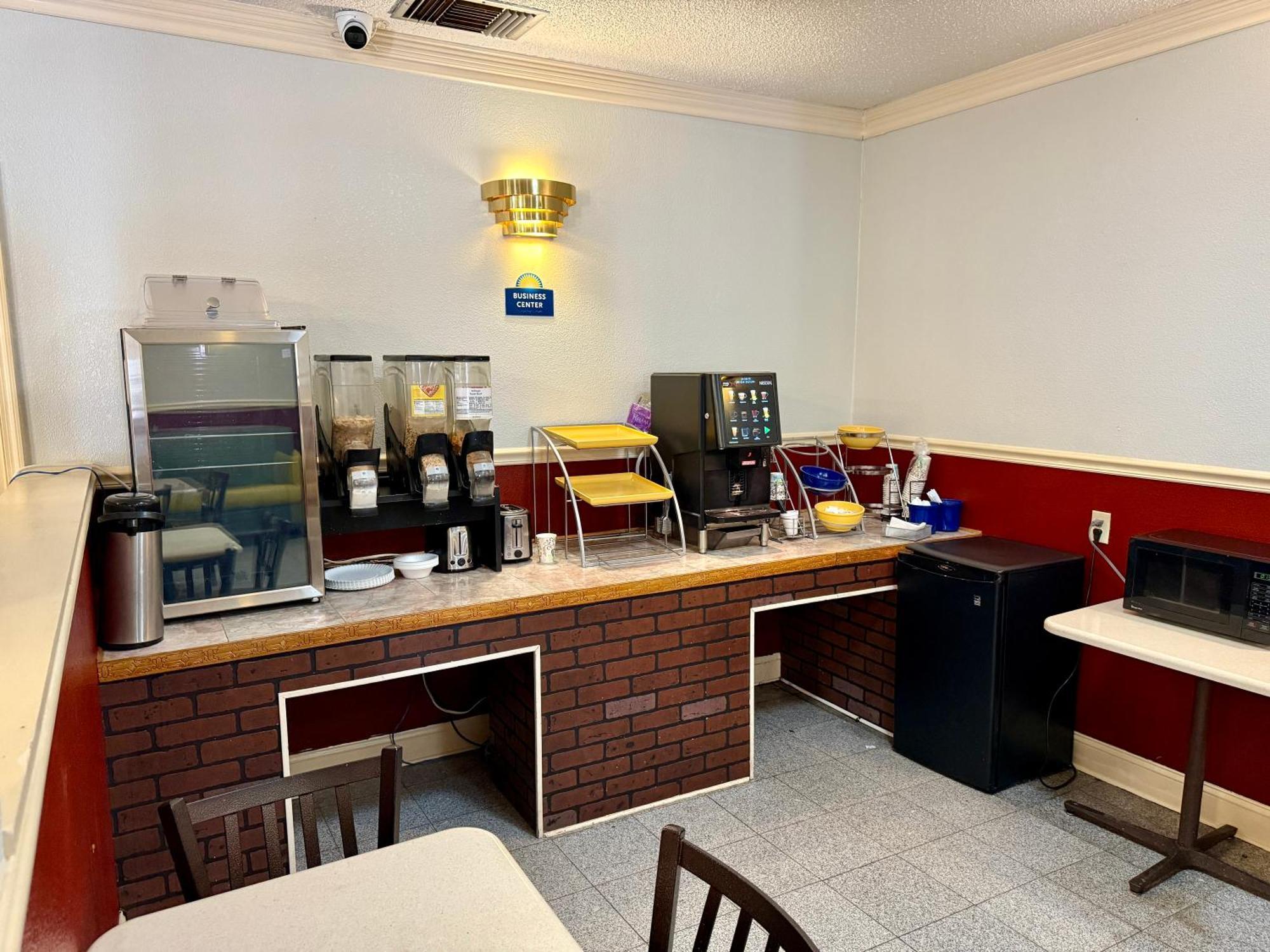 Days Inn By Wyndham Ruther Glen Kings Dominion Area Luaran gambar